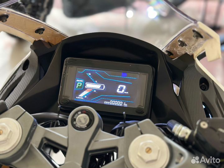 Электробайк BMW RR