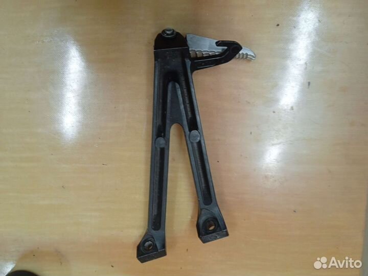 Suzuki GSX-R 600/750 11-19.г задняя подножка