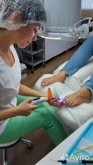 Подолог, титановые нити