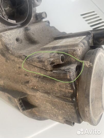 Оригинальная правая фара volkswagen polo