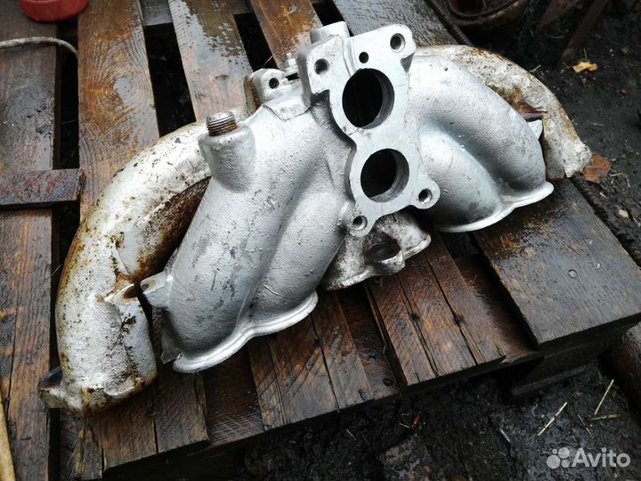 Коллектор газ-24 Волга в сборе 24-1008010-Б