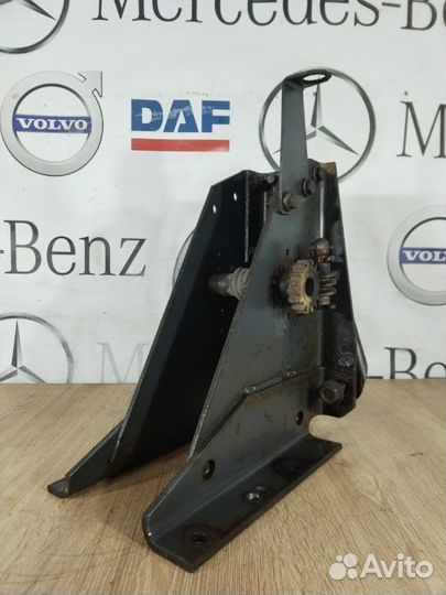 Кронштейн запасного колеса Mercedes-Benz Actros