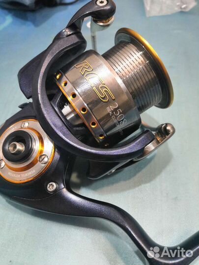 Катушка daiwa certate 10 2500, ignis 14 2505 typer