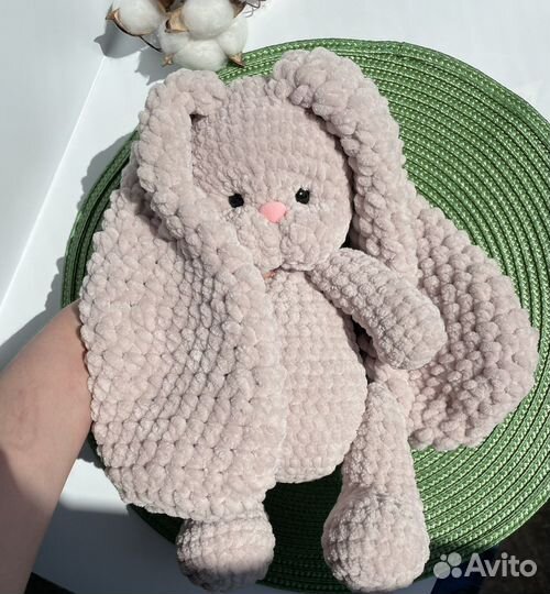 Плюшевый заяц