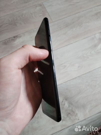 OnePlus 6, 6/64 ГБ