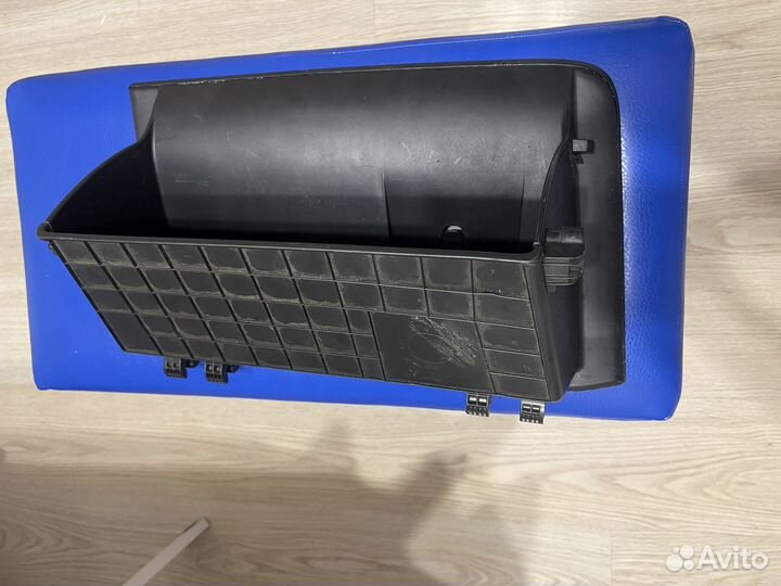 Бардачок solaris 2