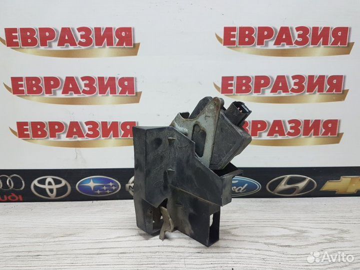 Замок двери задний левый Kia Rio DC 2001