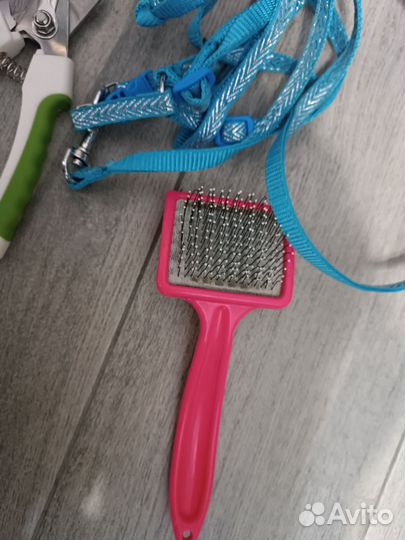 Атрибуты для котов щётка, когтерезка пилка поводок