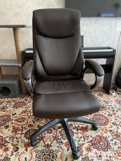 Компьютерное кресло