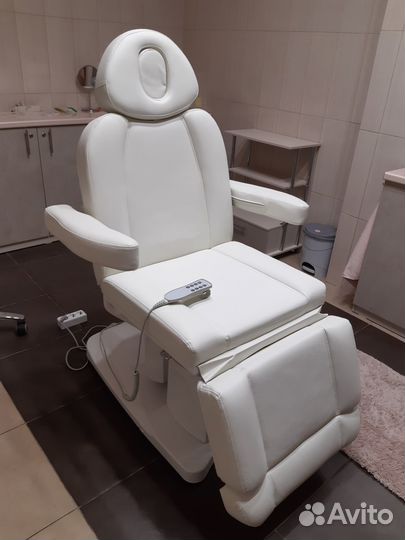 Косметологическая кушетка