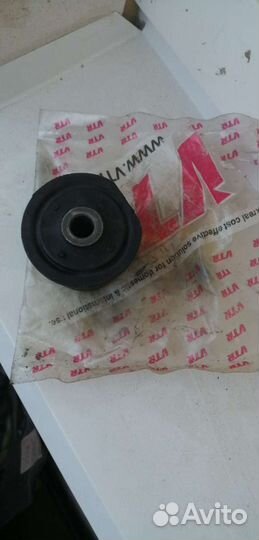 Сайленблок рычага jeep grand cheroke wj