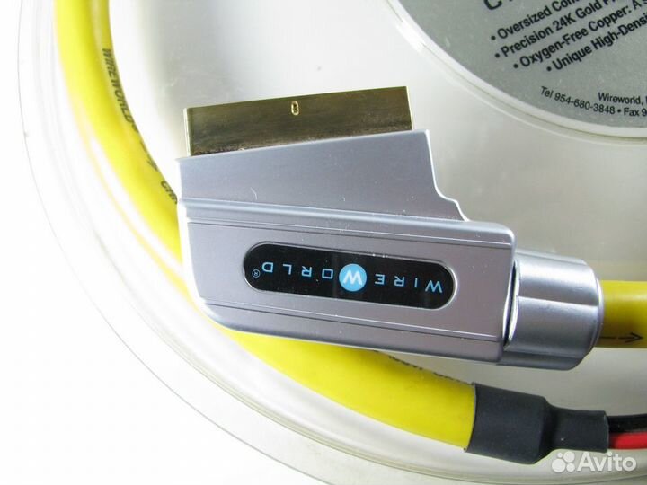 Кабель Wireworld Scart-3 RCA