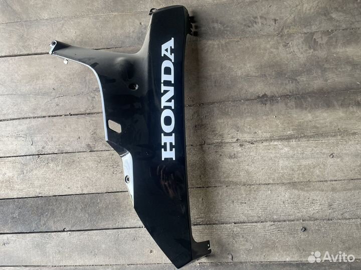 Пластик Honda cbr1000rr 2006г