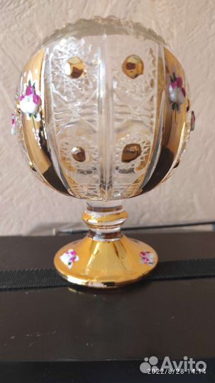 Ваза конфетница на ножке