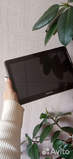 Планшет Samsung GT-P5100