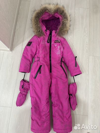 Зимний комбинезон для девочки
