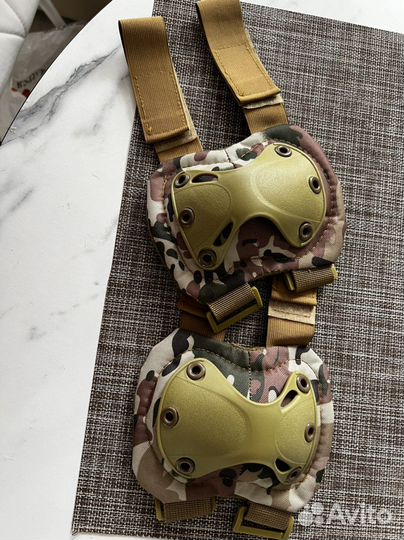 Налокотники Мультикам