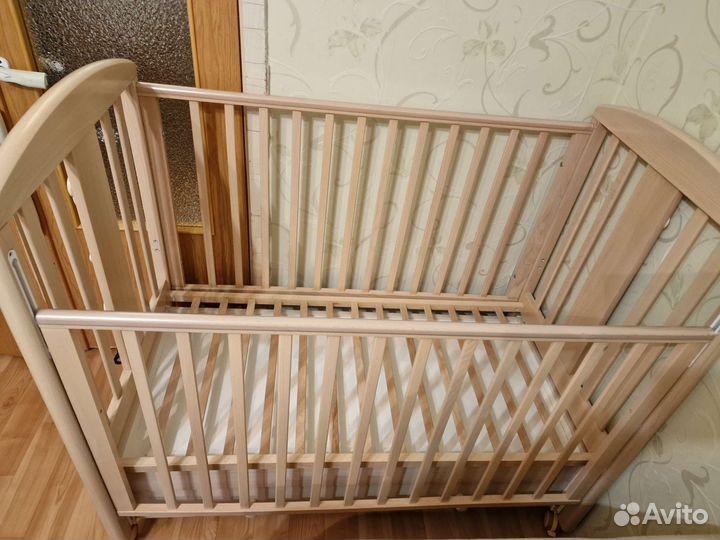 Кровать Гандылян Дени Люкс с маятником