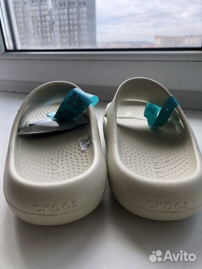 Шлепанцы crocs 38