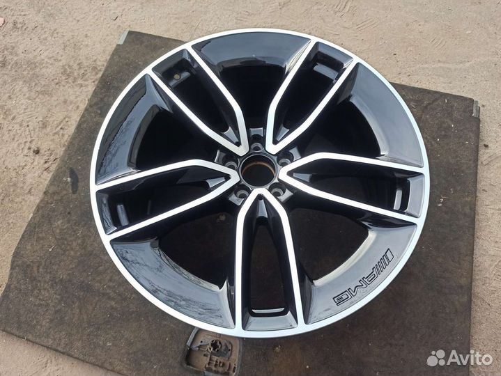 Диск оригинал Mercedes GLE 167 R22 AMG A1674013700