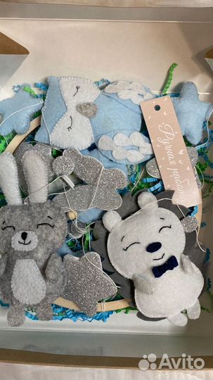 Мобиль на кроватку из фетра