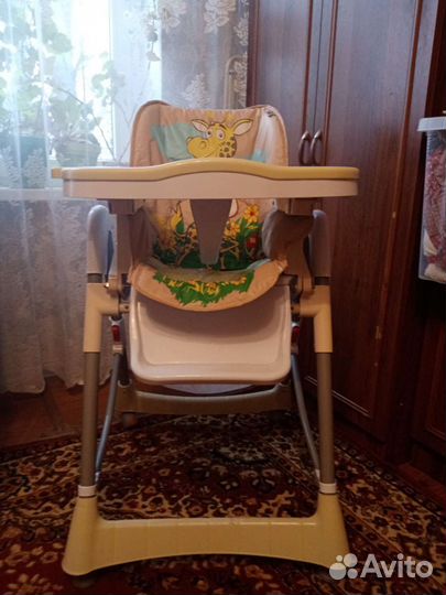 Стульчик для кормления