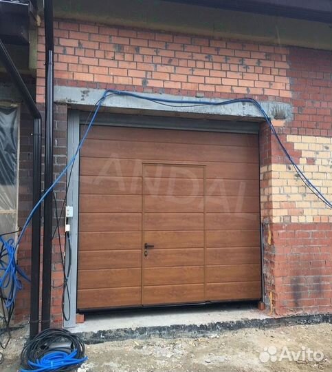 Гаражные секционные ворота