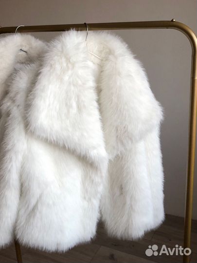 Шуба белая S M L пушистая новая lichi 12storeez