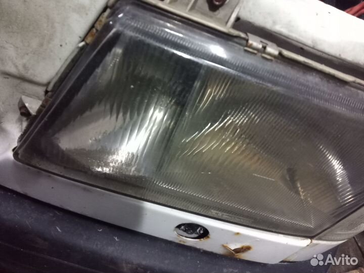 Фары sprinter 95-00г.в