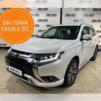 Mitsubishi Outlander 2.4 CVT, 2022, 22 км, с пробегом, цена 3 999 000 руб.