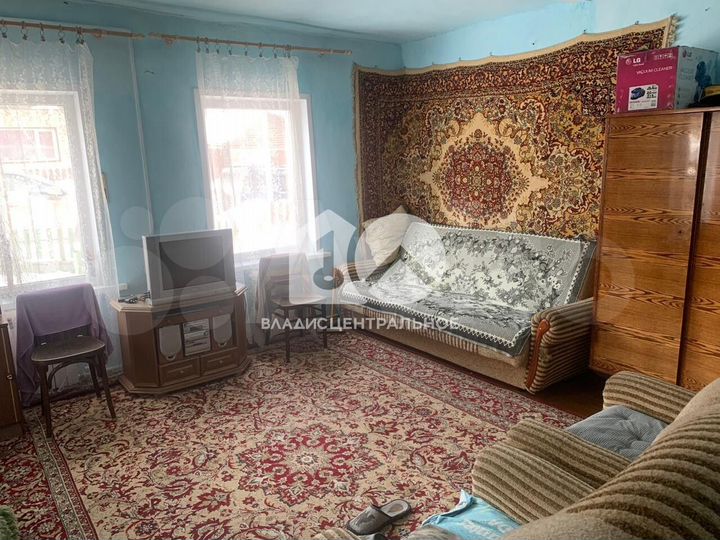 Дом 52 м² на участке 5 сот.