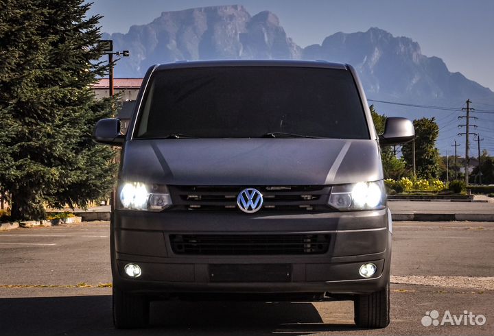 Volkswagen Transporter 2.0 МТ, 2010, 377 000 км