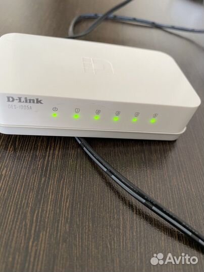 Коммутатор Des-1005A