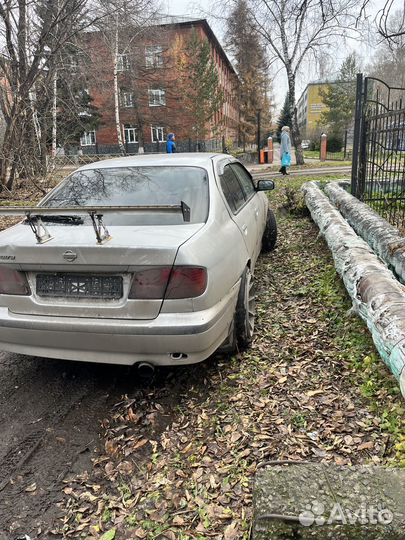 Nissan Primera 1.8 AT, 1998, битый, 429 000 км