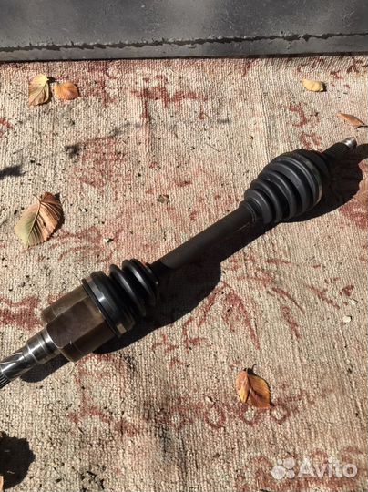 Привод передний левый mazda 3 bk 2.0 ат