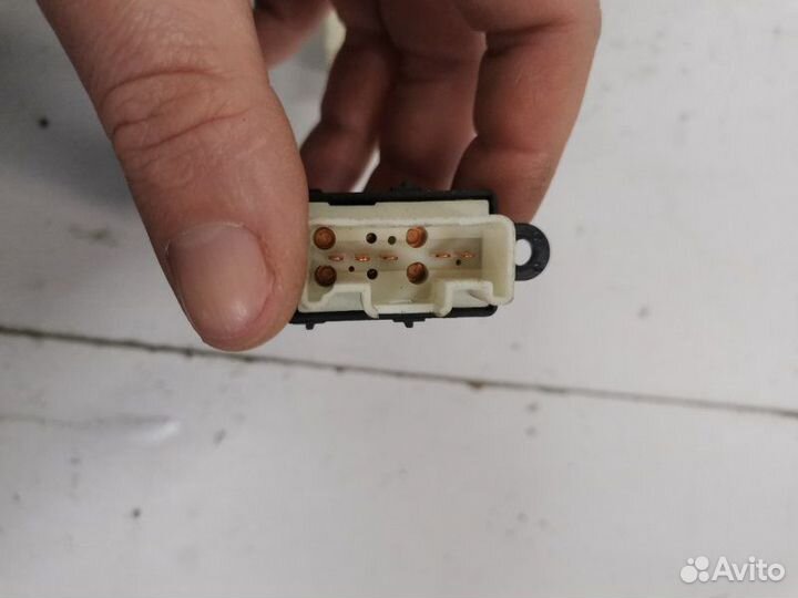 Кнопка стеклоподъемника Haima 3 седан HM483Q-A