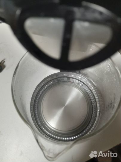 Электрочайник first FA-5406-6 черный