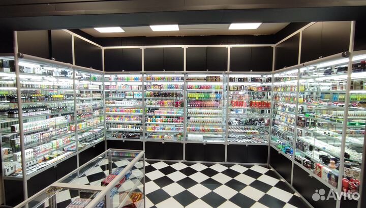 Монтаж светодиодной ленты. Подсветка витрин