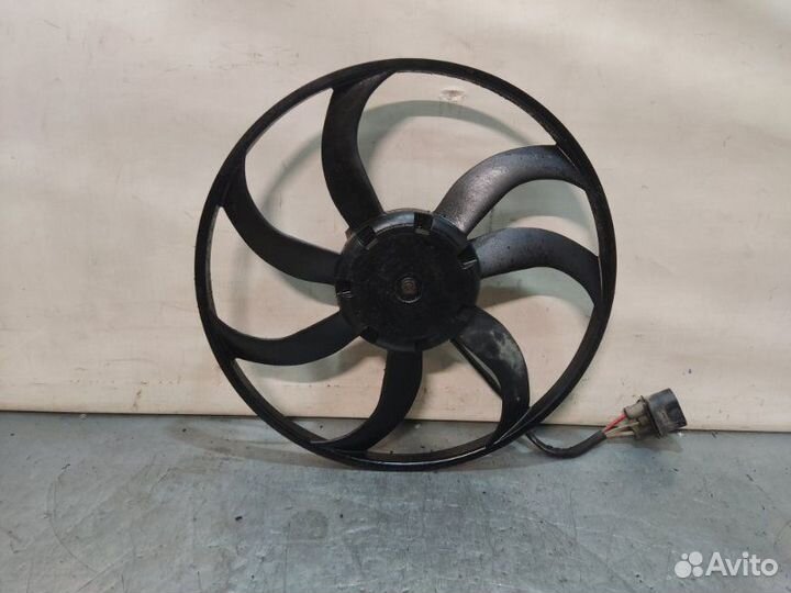 Вентилятор радиатора Volkswagen Passat B6 BSE 2007