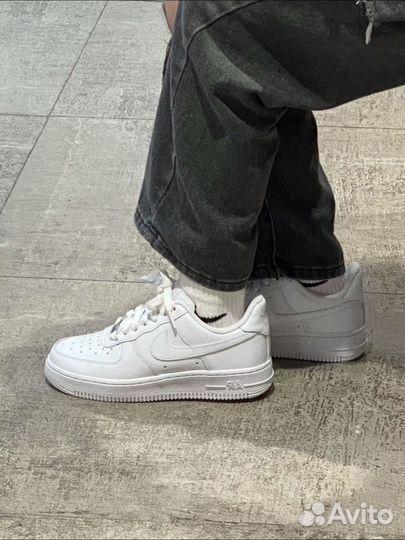 Nike Air Force 1 Low White