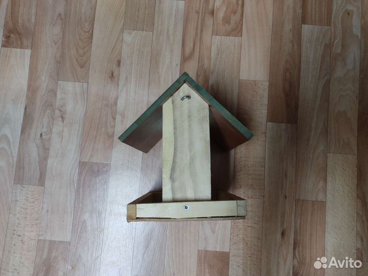 Кормушки для птиц, скворечник синичник