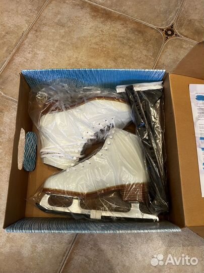 Фигурные коньки Nordway Destiny (41 размер)