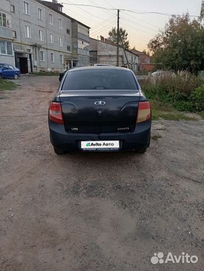 LADA Granta 1.6 МТ, 2012, 268 000 км