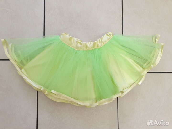 Юбка, панталоны, накидка