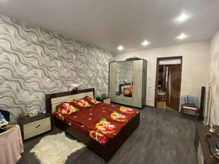 3-к. квартира, 85,3 м², 2/6 эт.