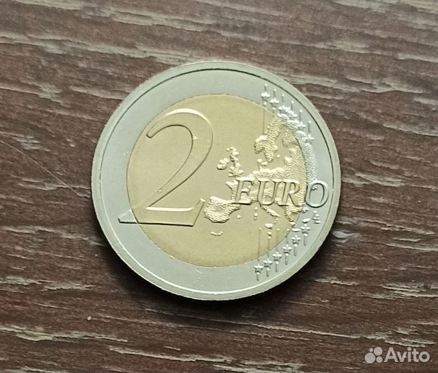 Продам юбилейные и памятные монеты 2 евро