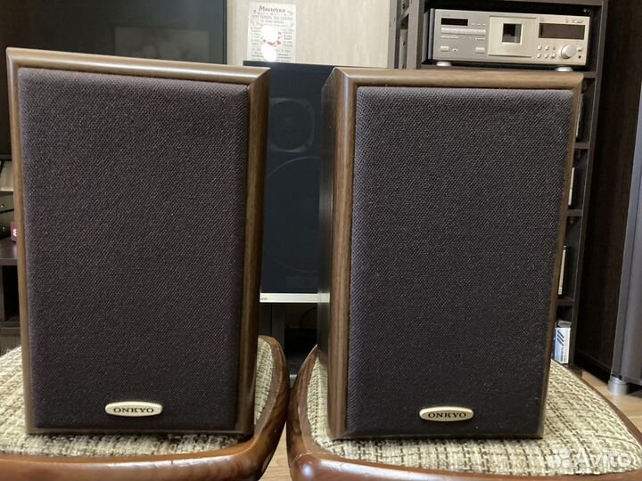 Акустика onkyo D-102A
