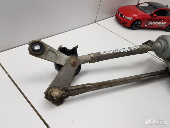 Трапеция дворников с моторчиком (Toyota Corolla)