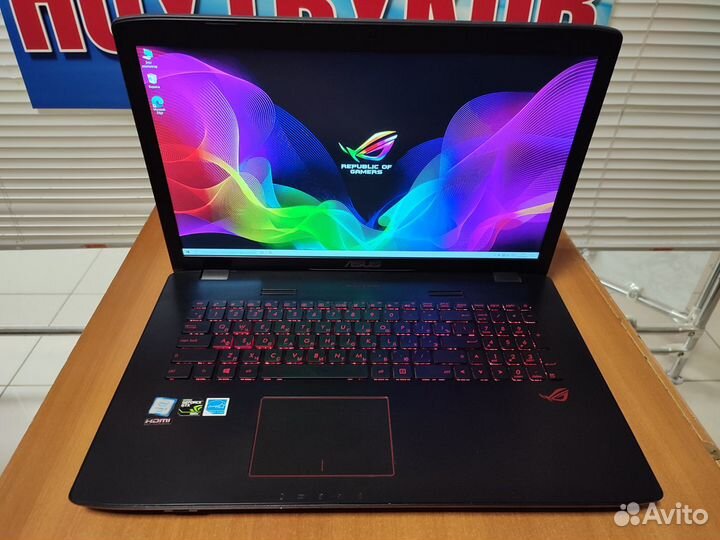 Игровой ноутбук Asus Rog / 17 дюймов / GTX