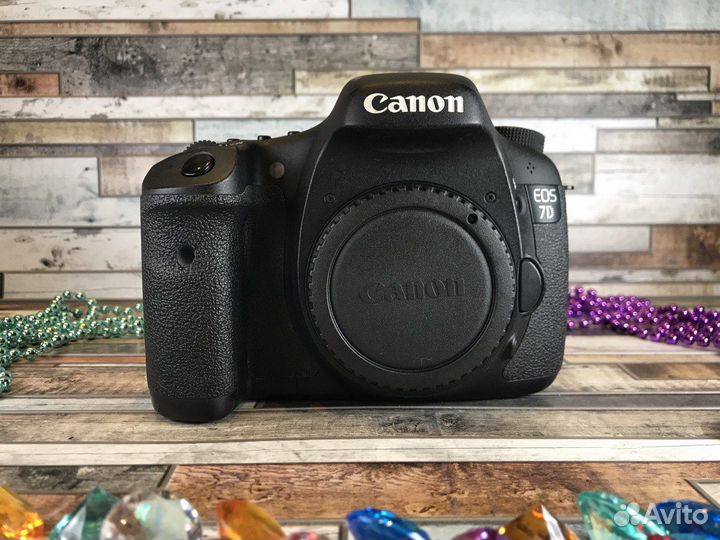 Canon EOS 7D kit EF-S 18-135mm 3.5-5.6 IS STM